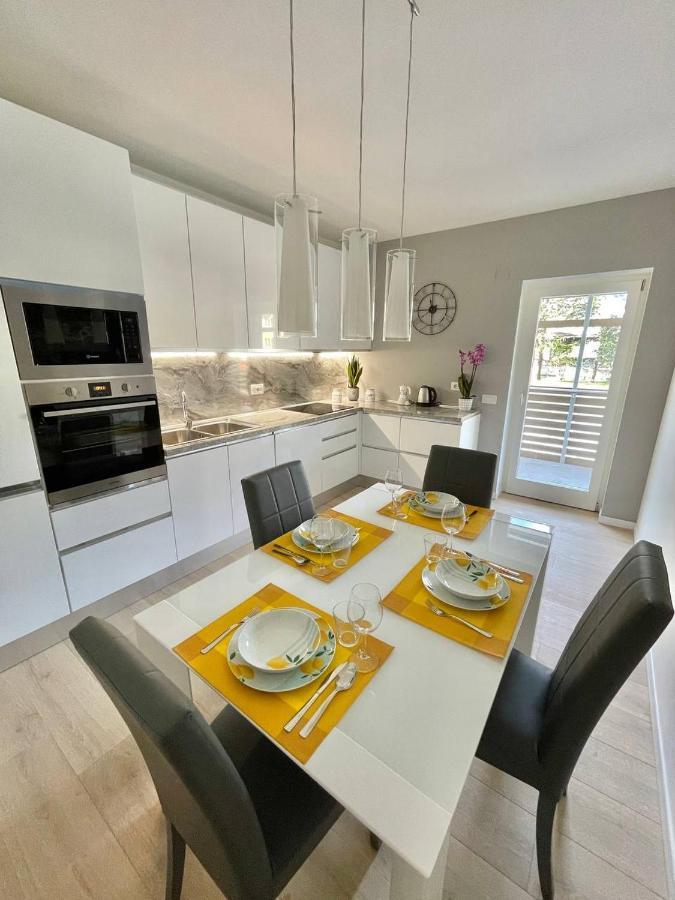 Apartamento Le Terrazze Living Riva del Garda Exterior foto