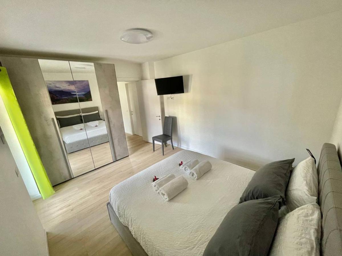 Apartamento Le Terrazze Living Riva del Garda Exterior foto