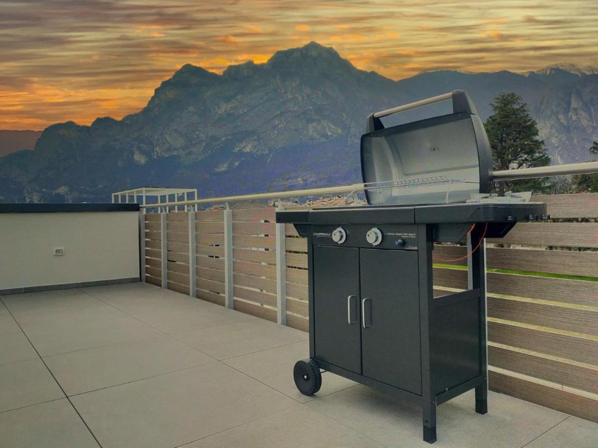 Apartamento Le Terrazze Living Riva del Garda Exterior foto