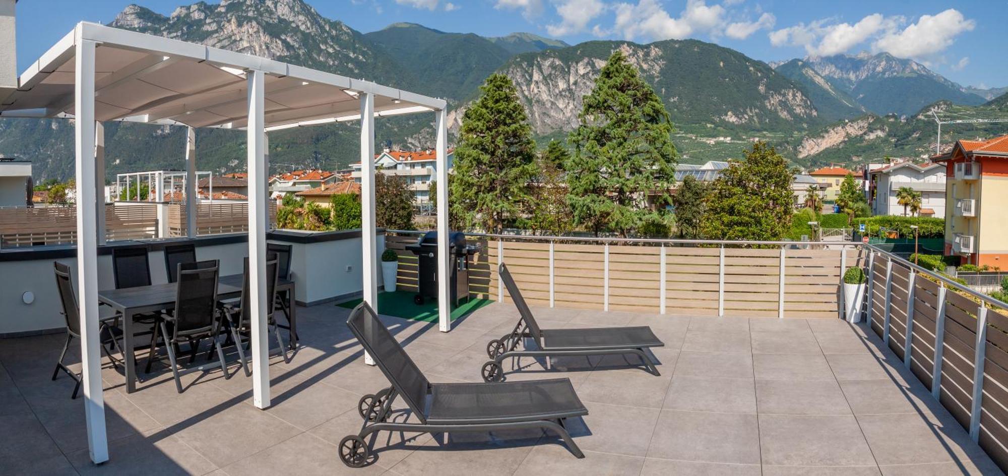 Apartamento Le Terrazze Living Riva del Garda Exterior foto